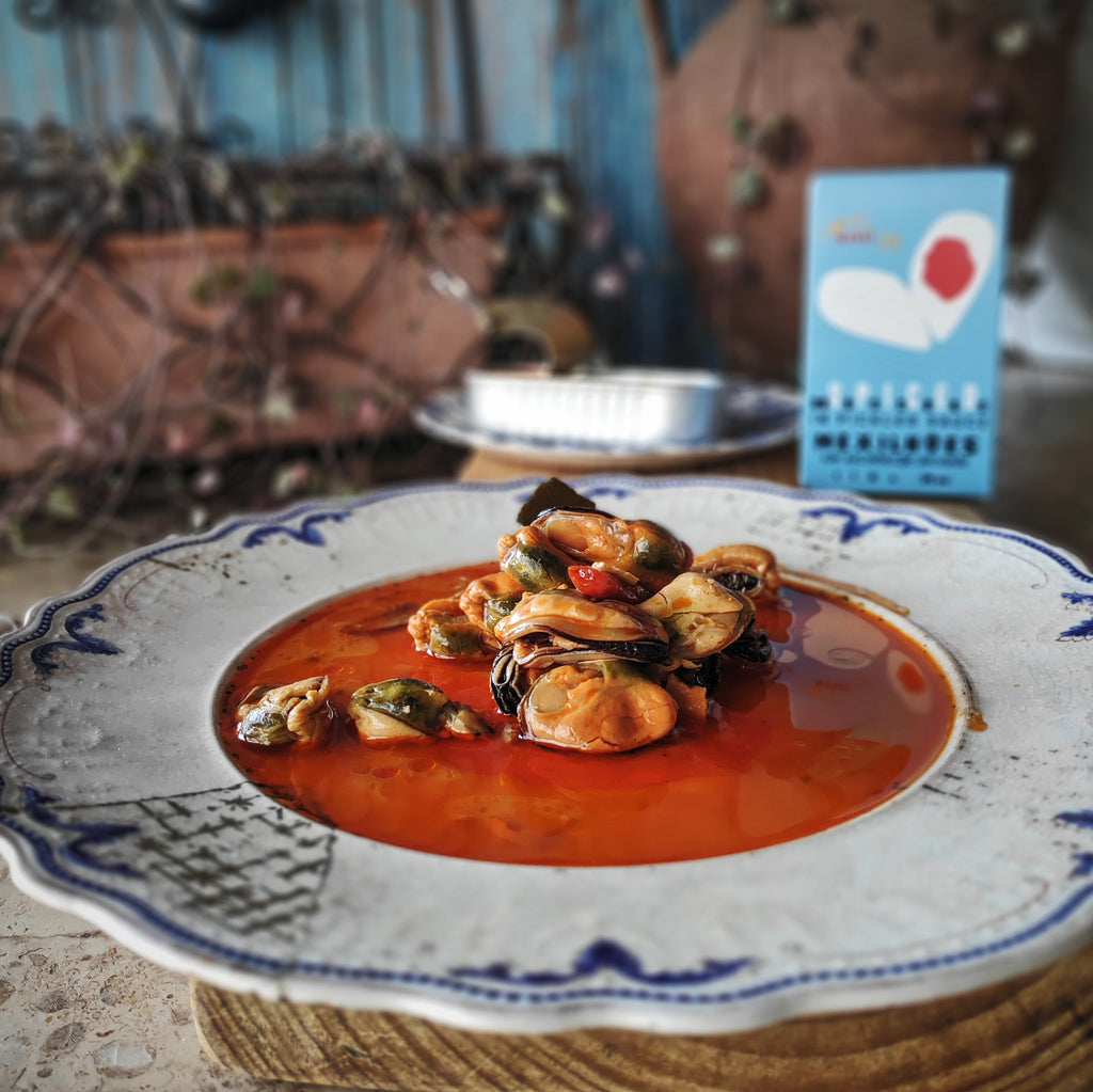 Ati Manel - Spiced Mussels in Pickled Sauce